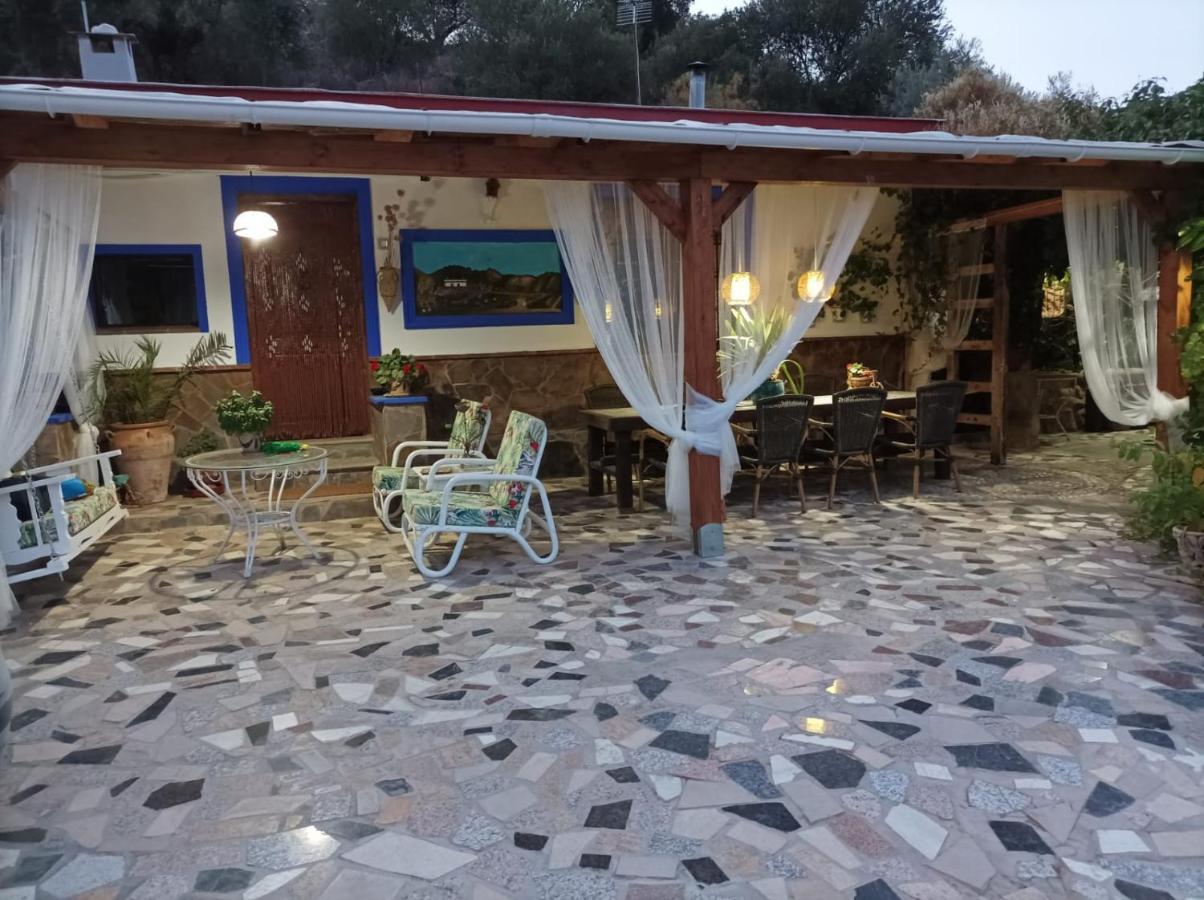 Casa Rural La Ilusion Málaga Buitenkant foto